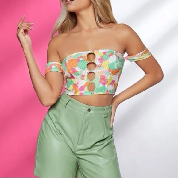Tie Back cropped textured multi color top off shoulder - Picture 3 of 5